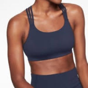 Athleta Fully Focused Bra in Powervita SMALL navy